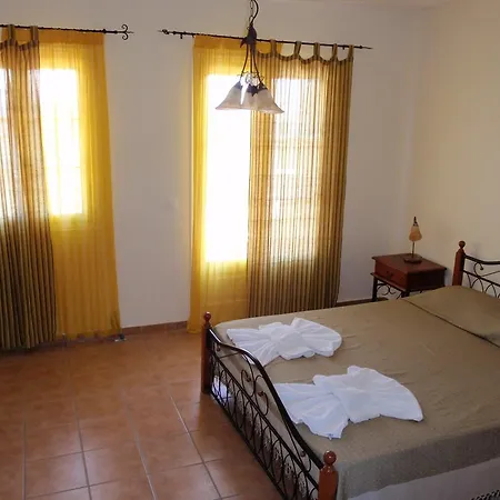 Apartment Afroksilia Katouna