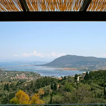 Apartment Afroksilia Katouna